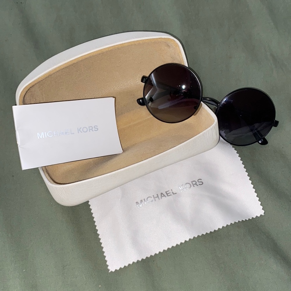 Michael Kors. Black Gradient Retro Sunglasses.